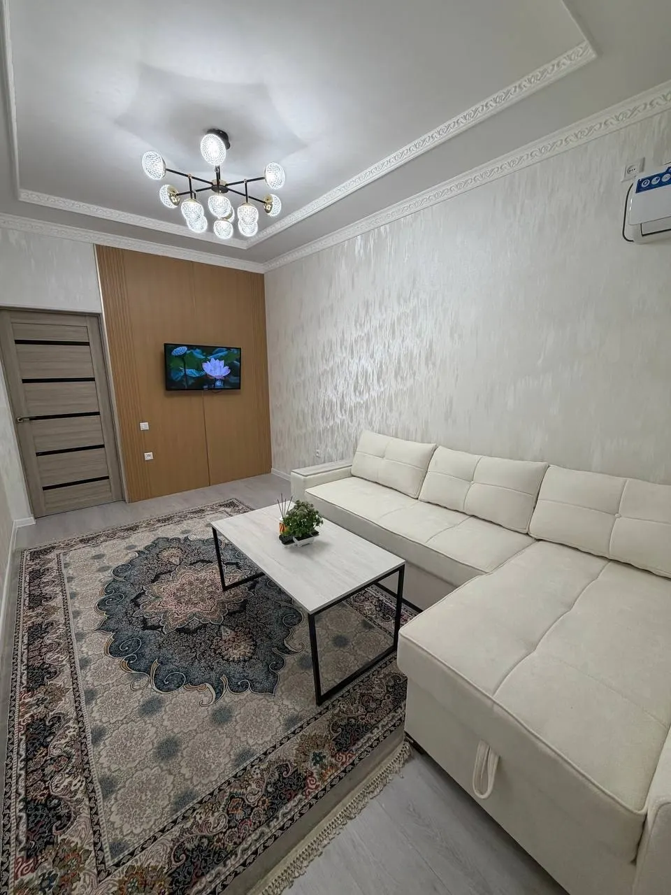 Продаётся 1-комнатная квартира, 38 м², 3/7 этаж — Чиланзарский район