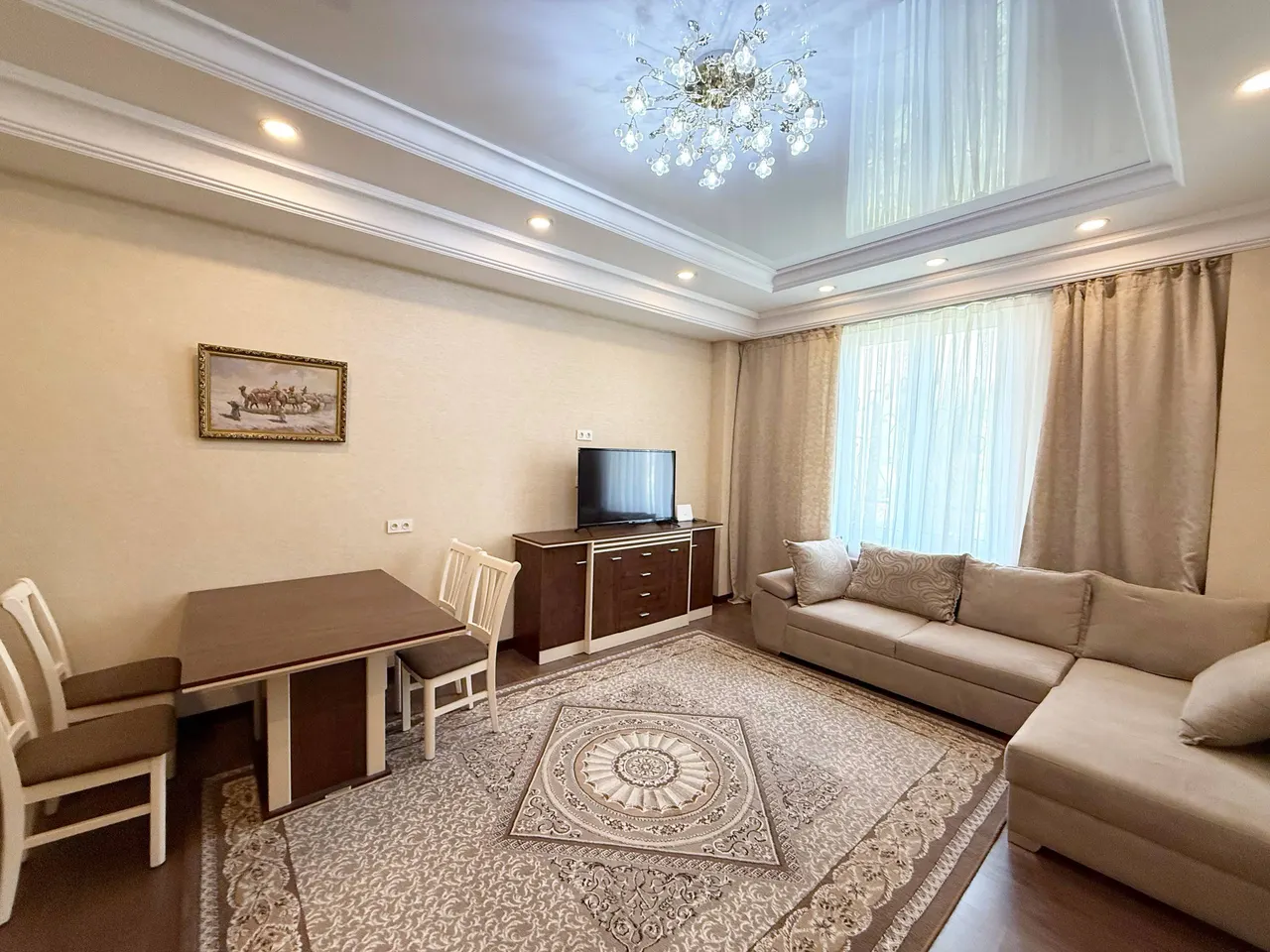 Ижарага берилади 3 хонали квартира, 100 м², 4/8 қават — Юнусобод тумани