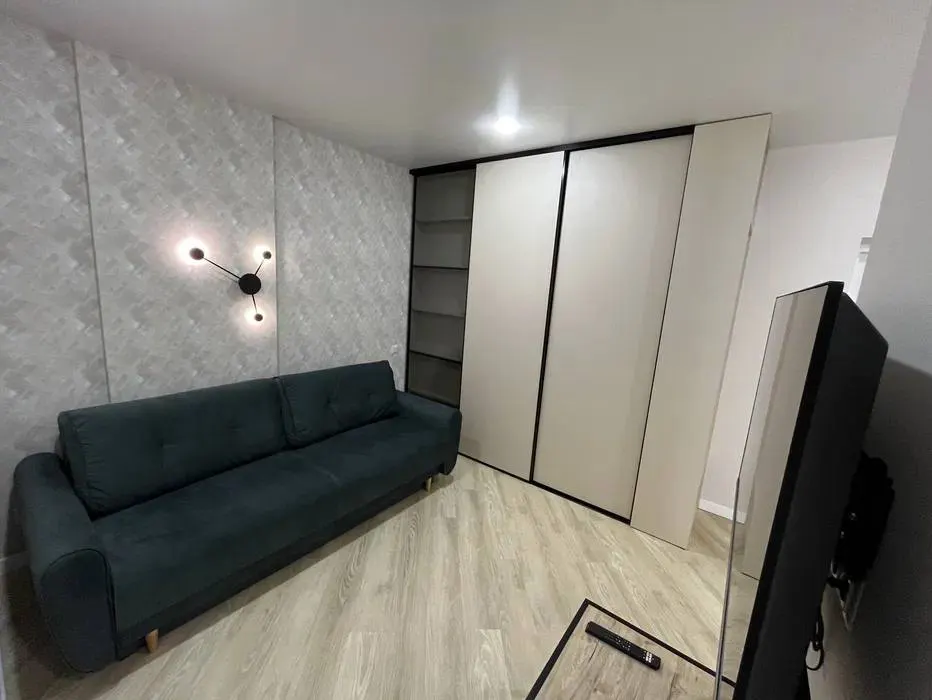 Сдаётся 3-комнатная квартира, 75 м², 2/4 этаж — Яккасарайский район