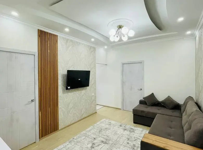 Продаётся 2-комнатная квартира, 45 м², 1/4 этаж — Чиланзарский район