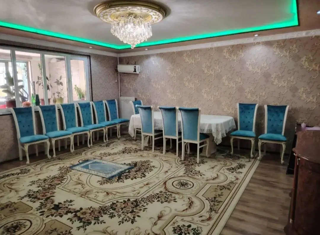 Сотилади 3 хонали квартира, 120 м², 2/4 қават — Олмазор тумани