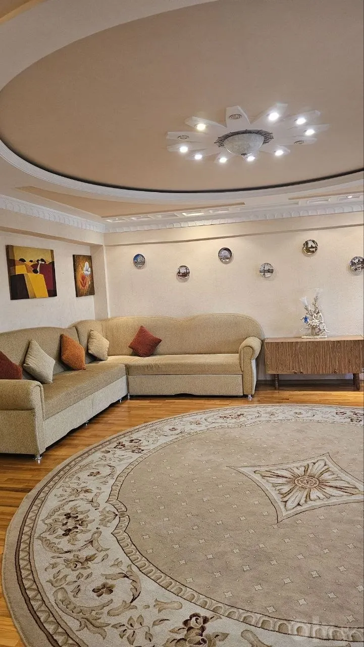 Ижарага берилади 3 хонали квартира, 75 м², 5/7 қават — Яккасарой тумани
