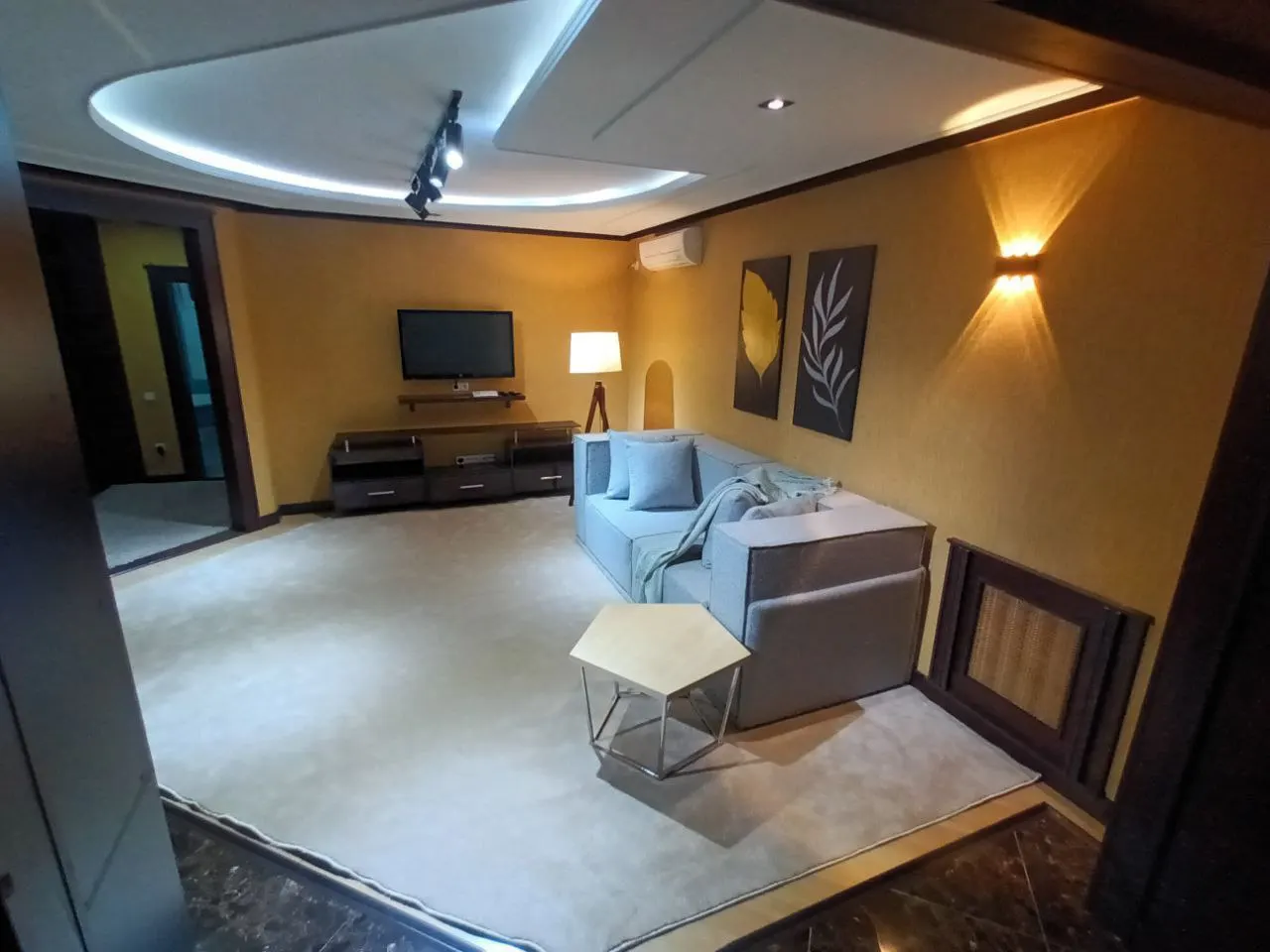 Сдаётся 2-комнатная квартира, 68 м², 4/4 этаж — Мирзо-Улугбекский район