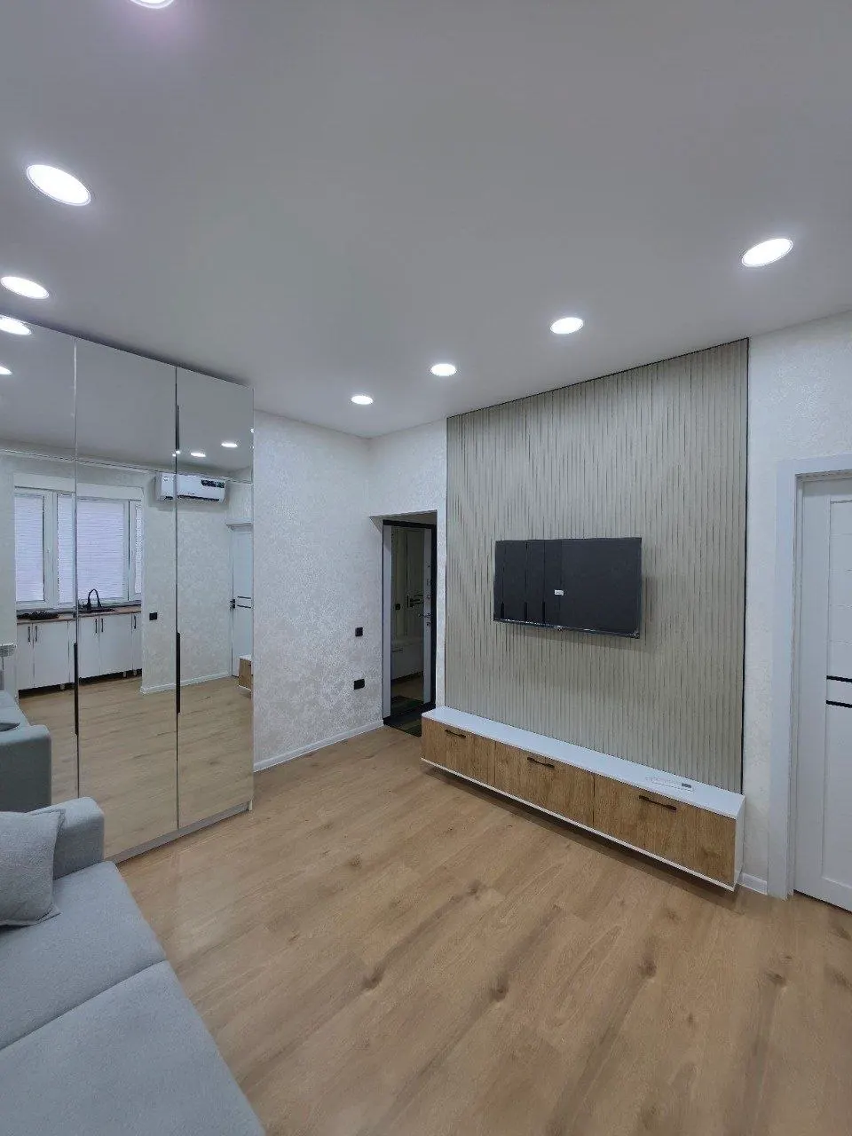 Продаётся 1-комнатная квартира, 30 м², 2/4 этаж — Чиланзарский район
