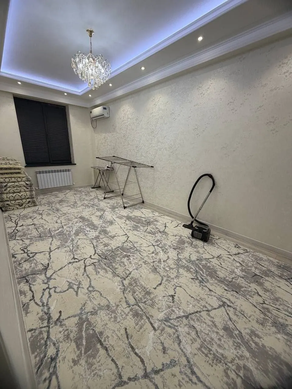 Ижарага берилади 2 хонали квартира, 60 м², 1/9 қават — Сергели тумани