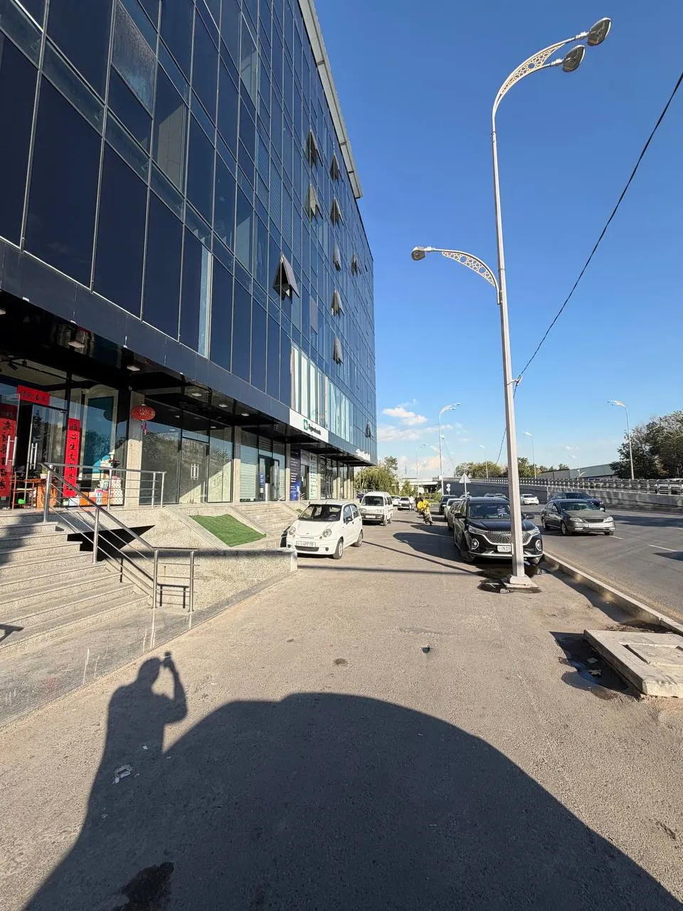 Ijaraga beriladi tijorat binosi, 98 m² — Yakkasaroy tumani