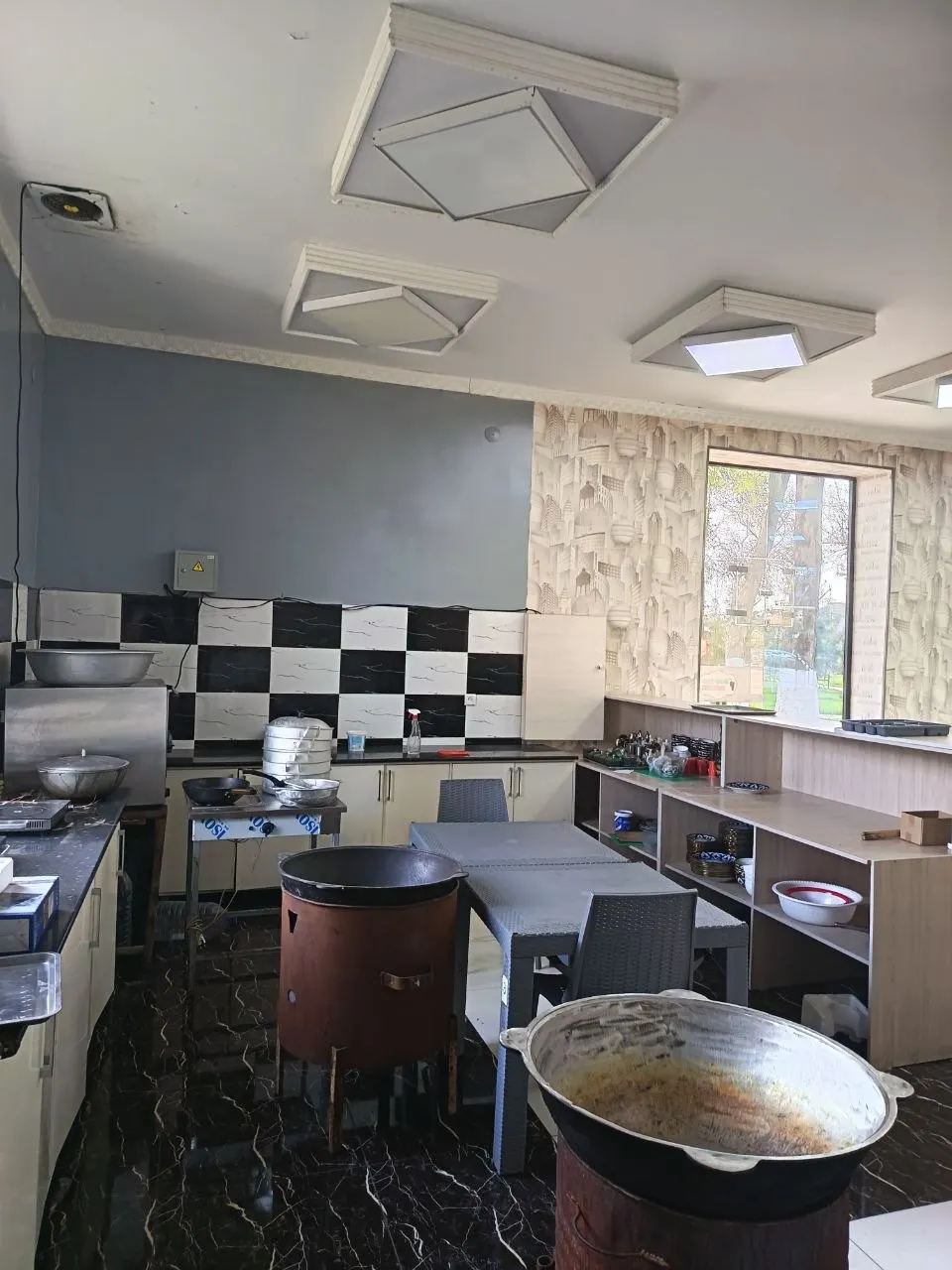 Ijaraga beriladi tijorat binosi, 80 m² — Zangiota tumani