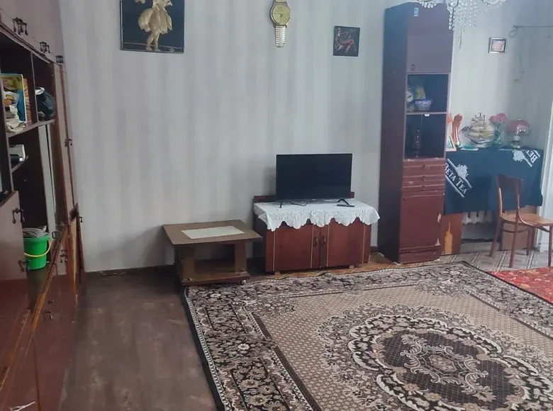Sotiladi 4 xonali kvartira, 85 m², 3/4 qavat — Mirobod tumani