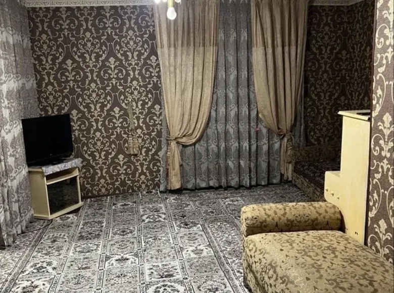 Продаётся 2-комнатная квартира, 48 м², 1/5 этаж — Шайхантахурский район