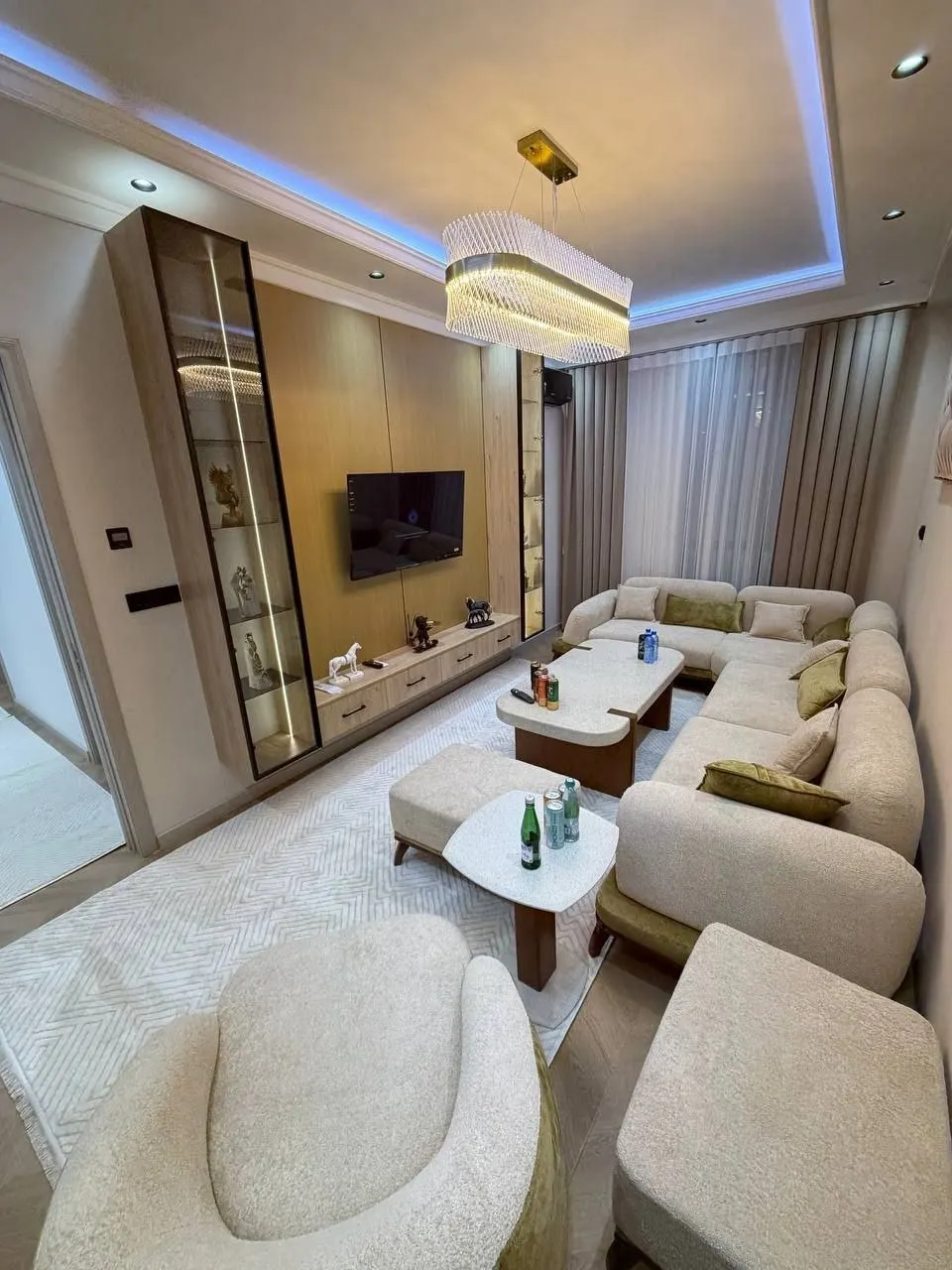 Продаётся 2-комнатная квартира, 65 м², 4/16 этаж — Яккасарайский район