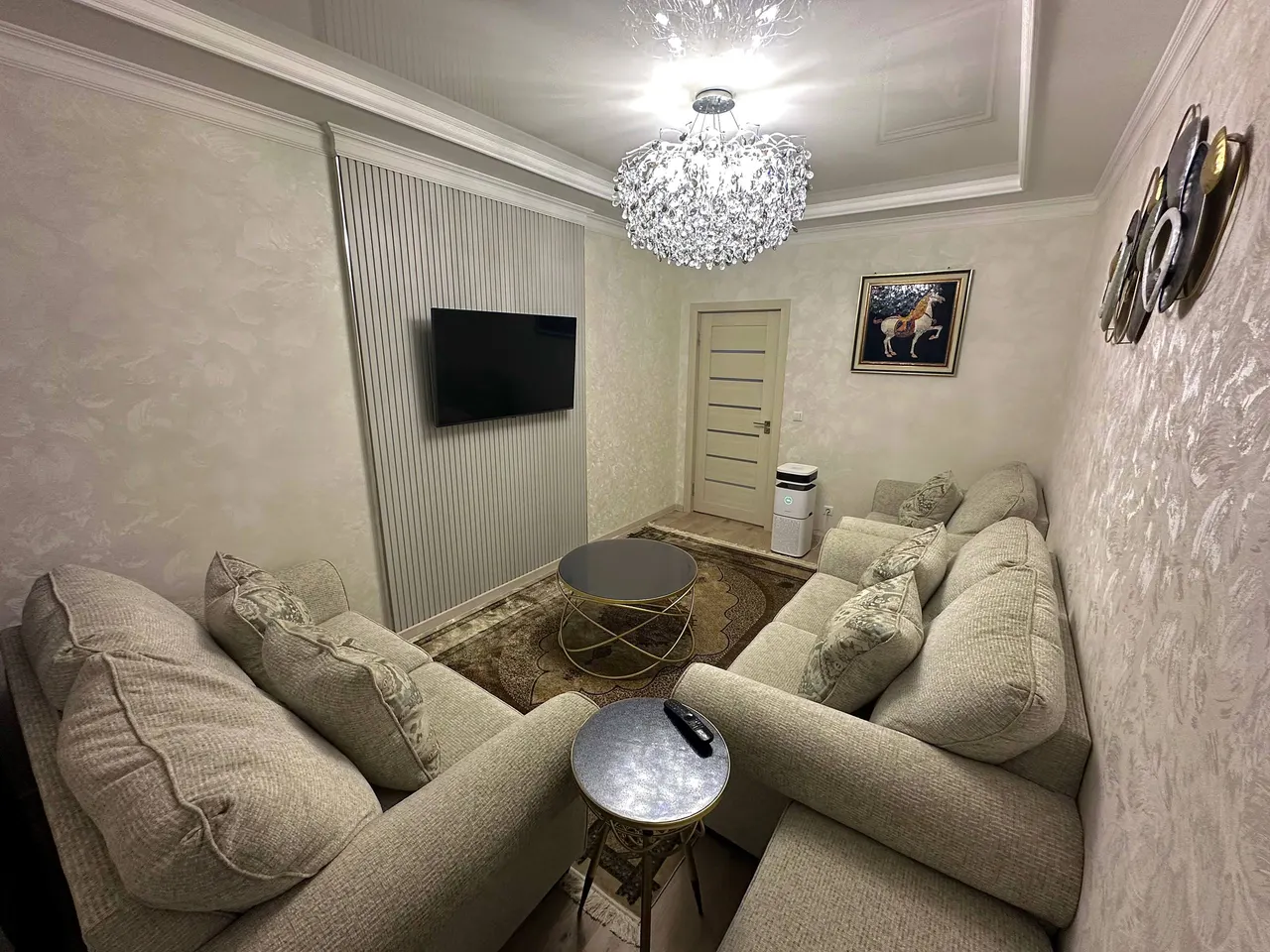 Продаётся 3-комнатная квартира, 70 м², 11/13 этаж — Алмазарский район