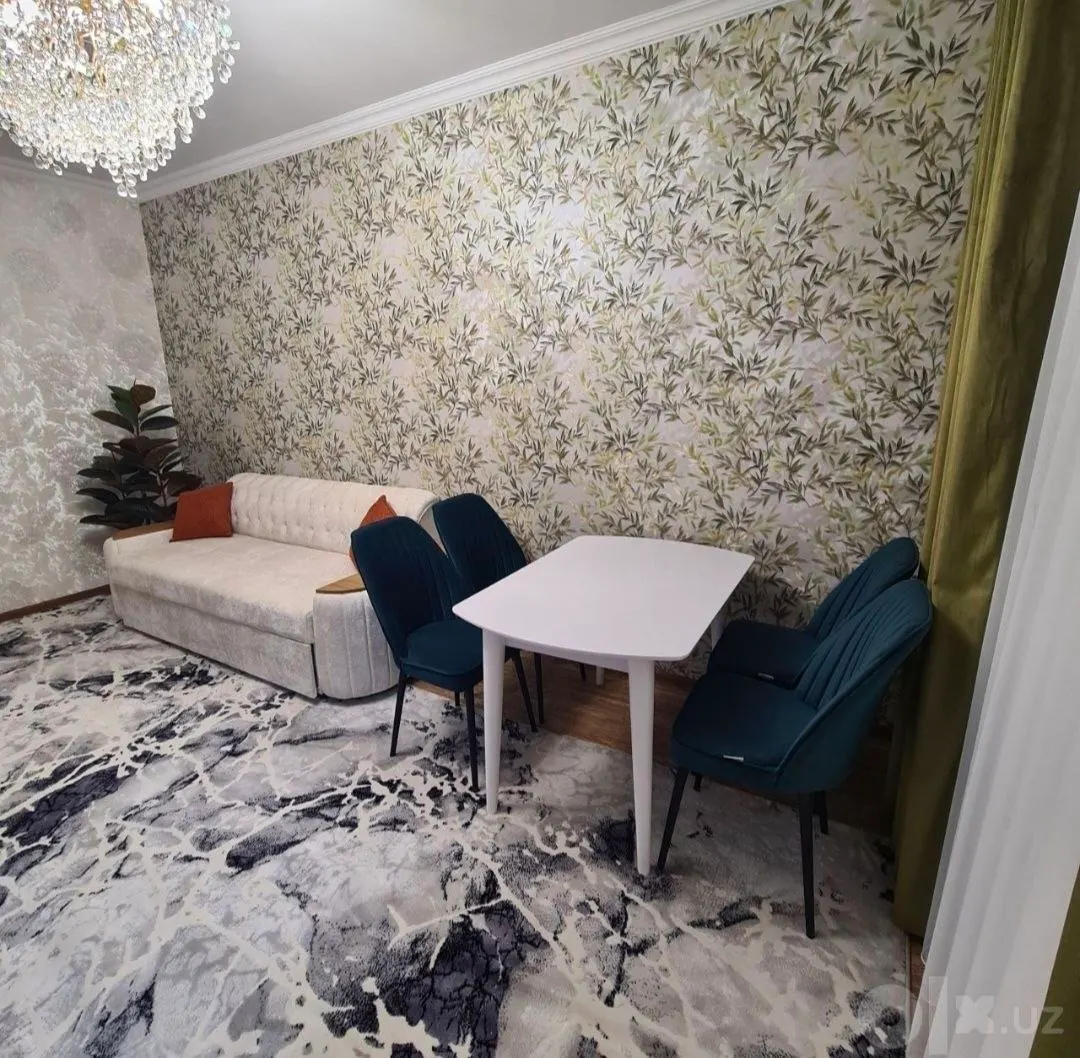 Продаётся 2-комнатная квартира, 50 м², 3/4 этаж — Чиланзарский район