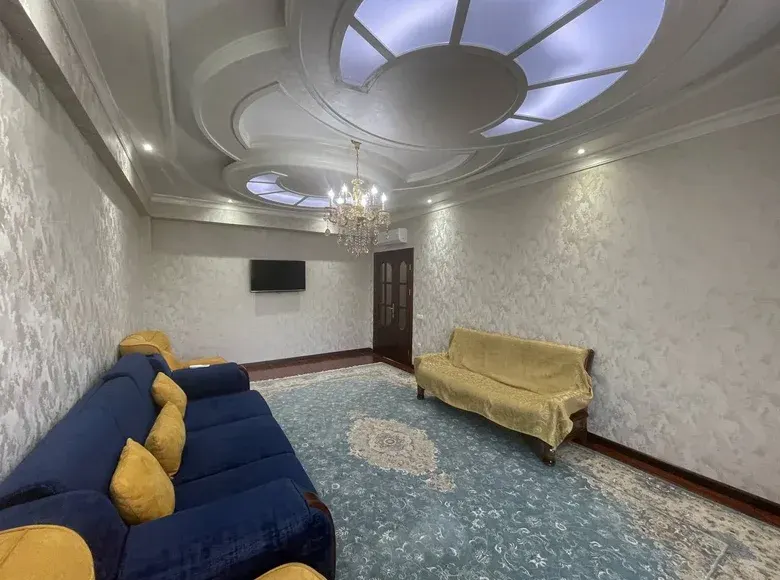 Kunlik ijaraga 3 xonali kvartira, 75 m², 3/9 qavat — Shayxontohur tumani