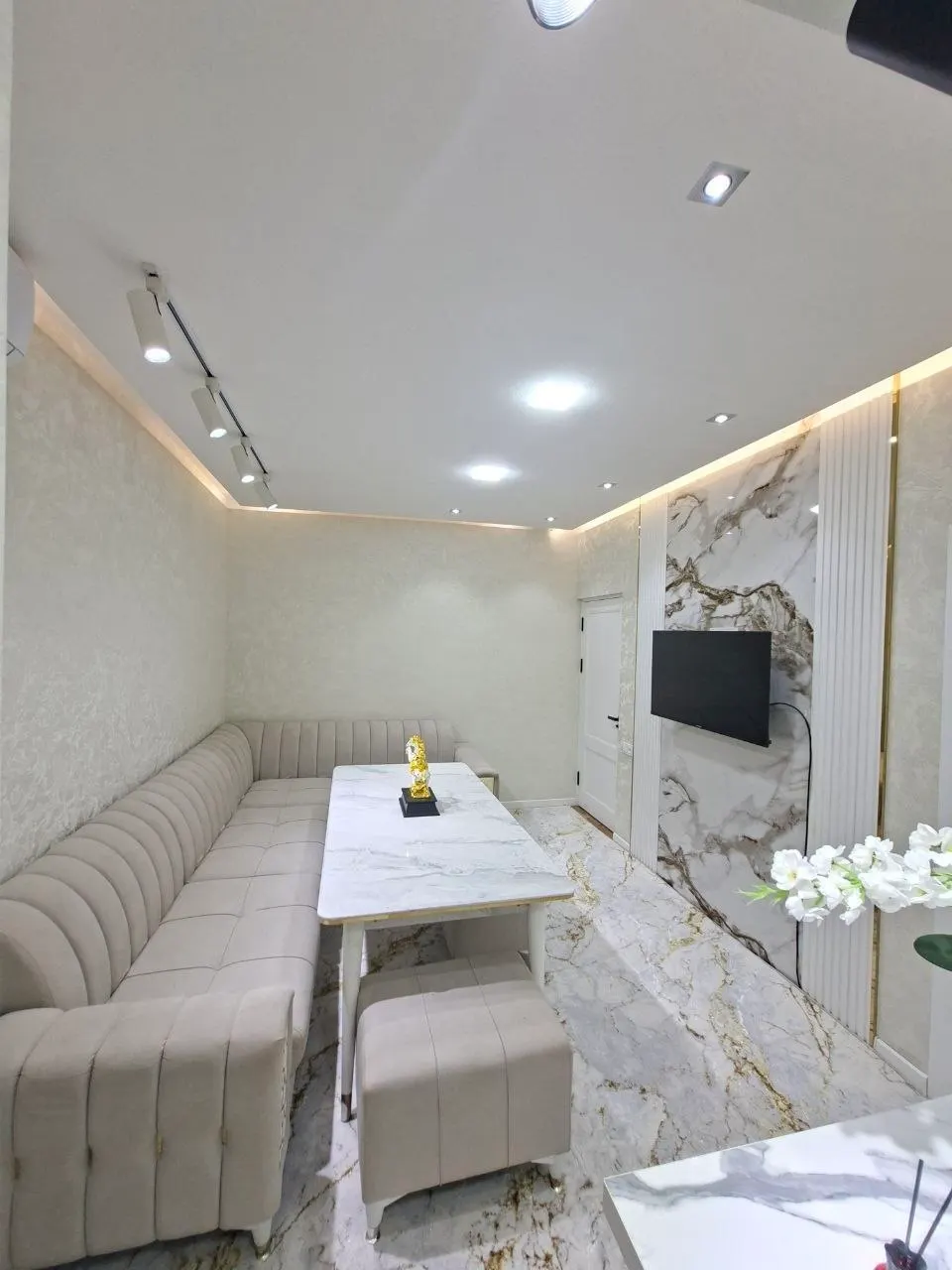 Sotiladi 3 xonali kvartira, 60 m², 1/4 qavat — Chilonzor tumani