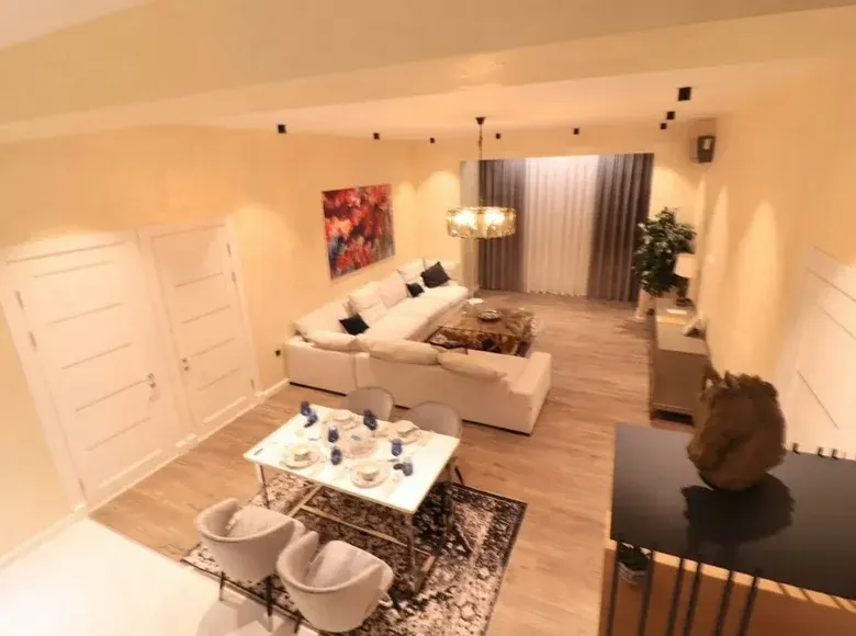 Ижарага берилади 4 хонали квартира, 160 м², 2/8 қават — Мирзо Улуғбек тумани