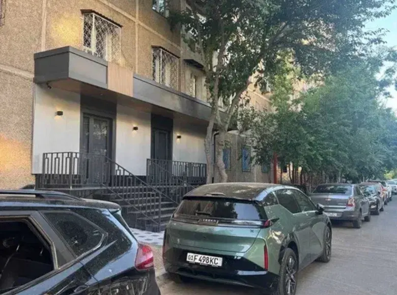 Сотилади офис, 90 м², 1/8 қават — Юнусобод тумани