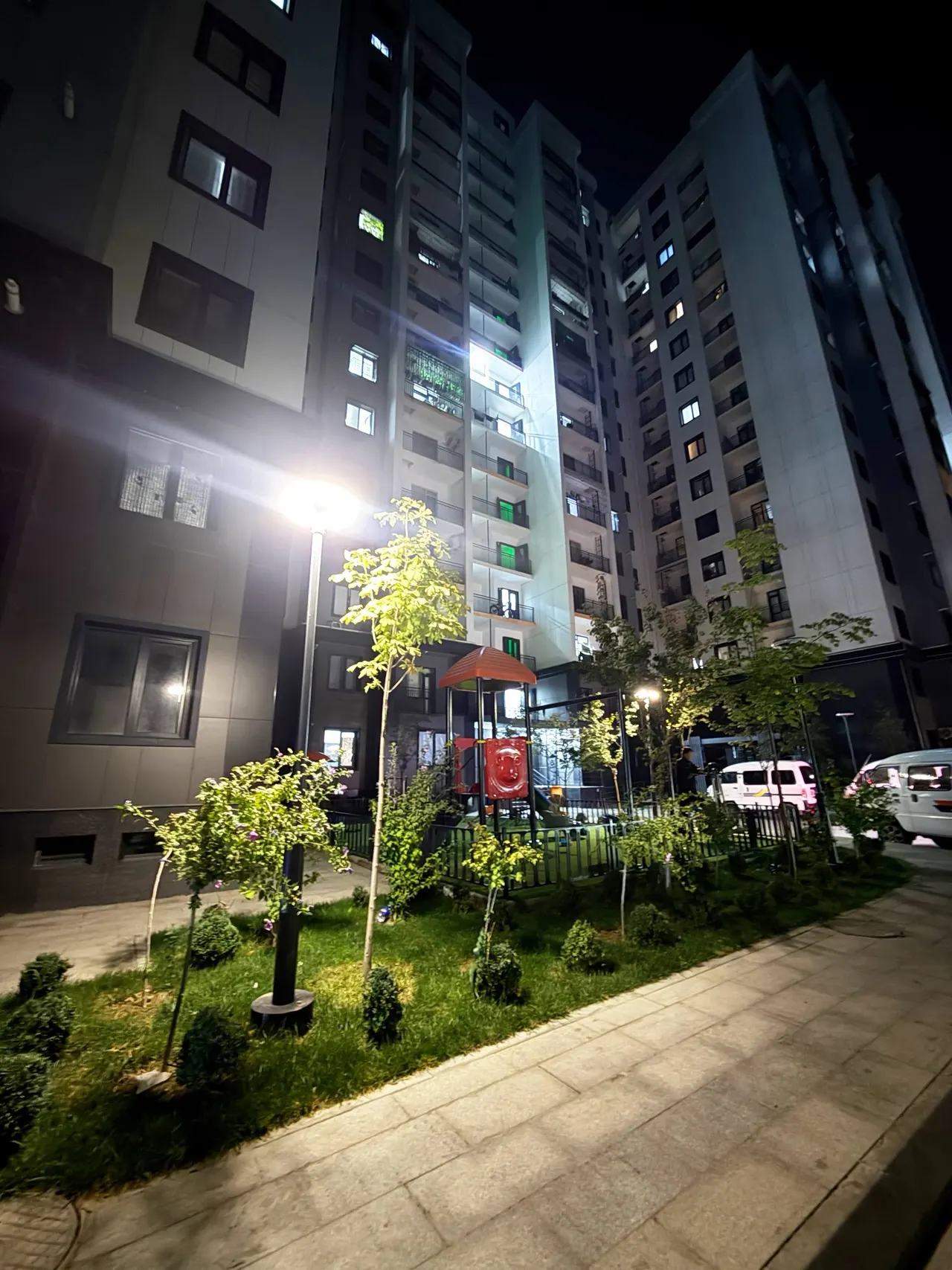 Сотилади 3 хонали квартира, 65 м², 3/16 қават — Сергели тумани