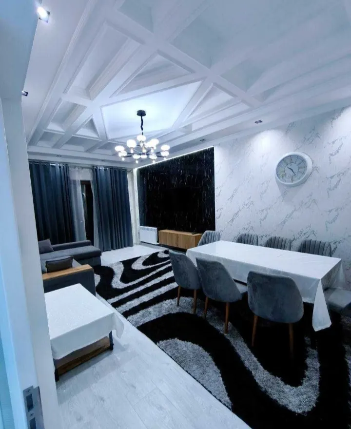 Сдаётся 3-комнатная квартира, 110 м², 4/7 этаж — Шайхантахурский район