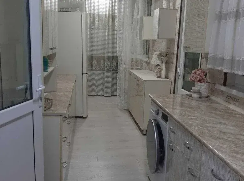 Продаётся 5-комнатная квартира, 110 м², 1/5 этаж — Яшнабадский район