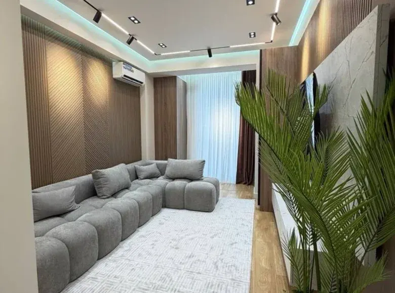 Продаётся 2-комнатная квартира, 45 м², 7/8 этаж — Яккасарайский район
