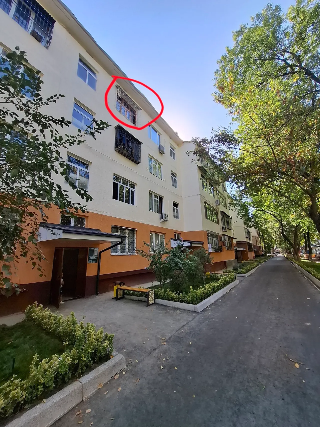 Продаётся 2-комнатная квартира, 56 м², 4/4 этаж — Алмазарский район