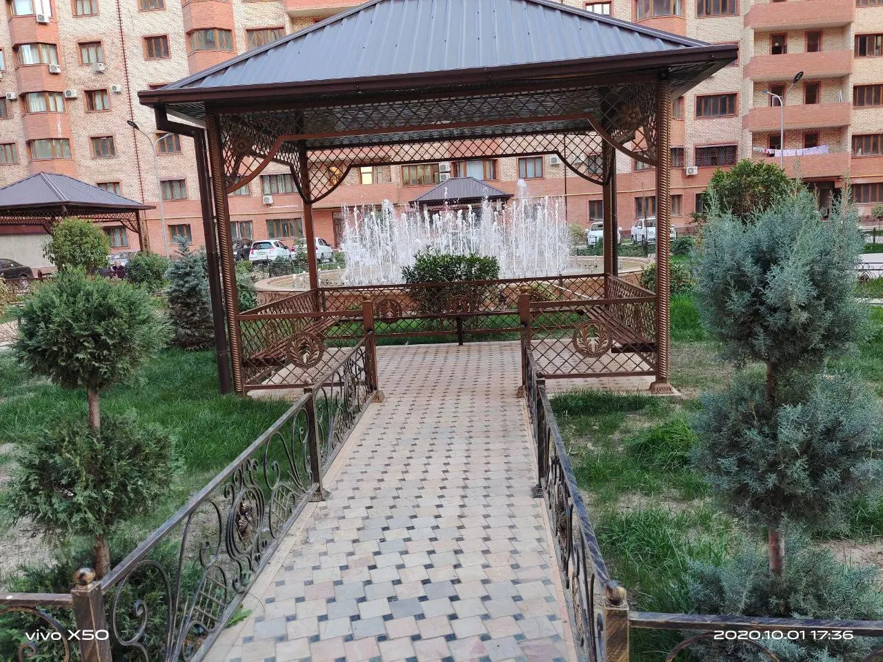 Продаётся 2-комнатная квартира, 79.5 м², 1/10 этаж — Яккасарайский район