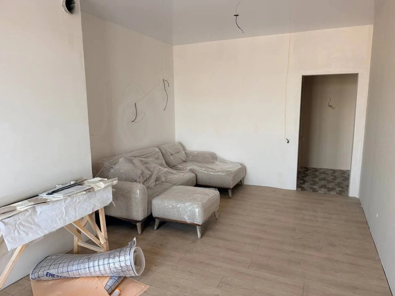 Sotiladi 2 xonali kvartira, 56 m², 13/16 qavat — Yangihayot tumani