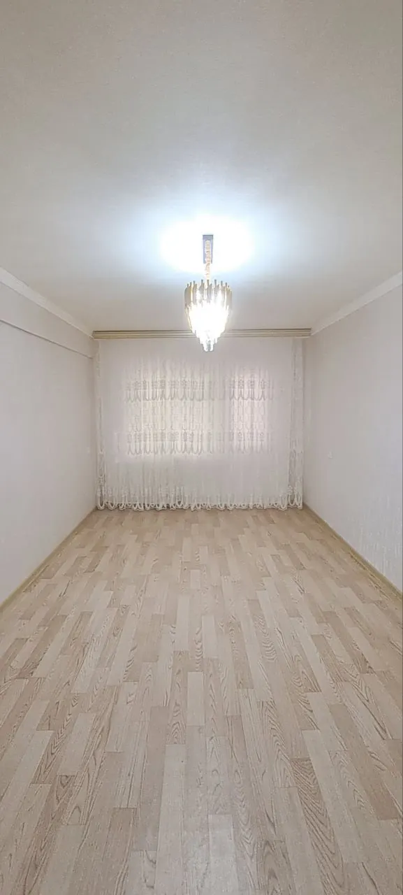 Продаётся 1-комнатная квартира, 42 м², 4/5 этаж — Алмазарский район