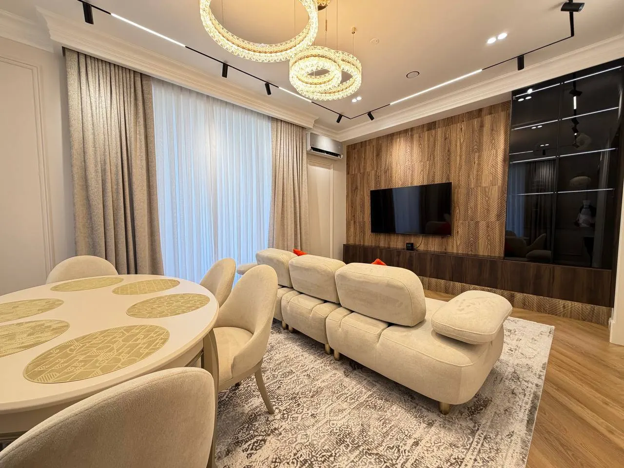 Sotiladi 3 xonali kvartira, 105 m², 12/16 qavat — Mirobod tumani
