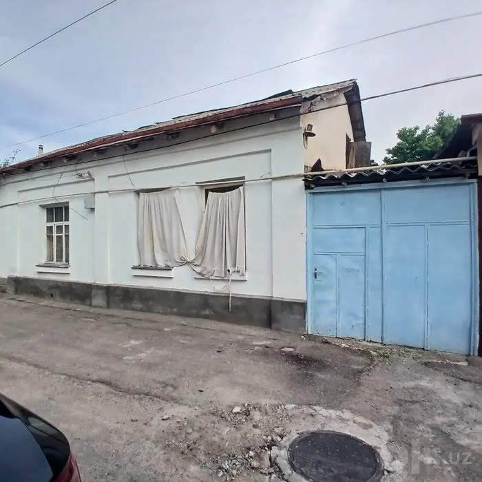Сдаётся 5-комнатный дом, 2,5 сот., 100 м², 1 этаж — Яккасарайский район