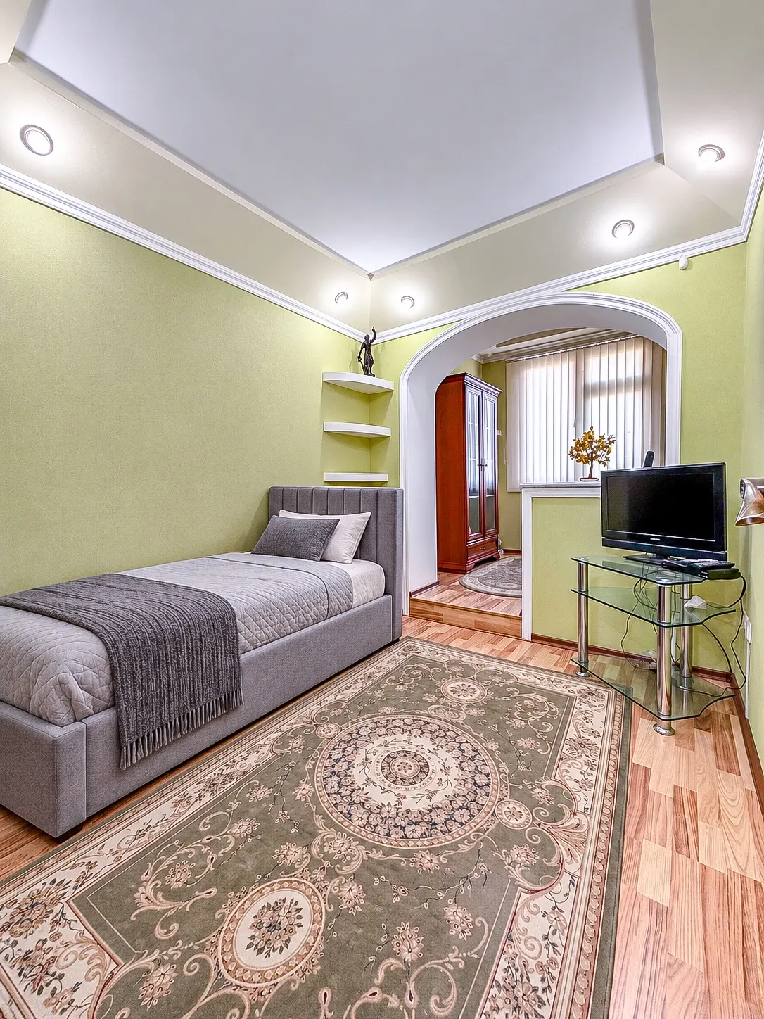 Сотилади 2 хонали квартира, 54 м², 5/5 қават — Мирзо Улуғбек тумани