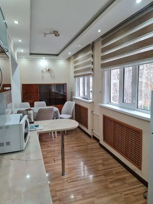 Сдаётся 3-комнатная квартира, 77 м², 2/4 этаж — Мирзо-Улугбекский район