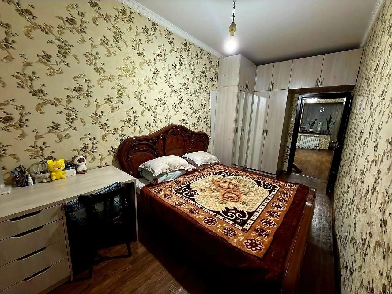 Продаётся 2-комнатная квартира, 44 м², 3/4 этаж — Мирабадский район