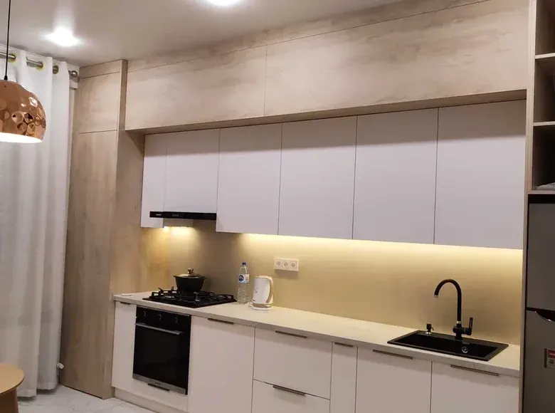 Продаётся 1-комнатная квартира, 33 м², 4/9 этаж — Яшнабадский район