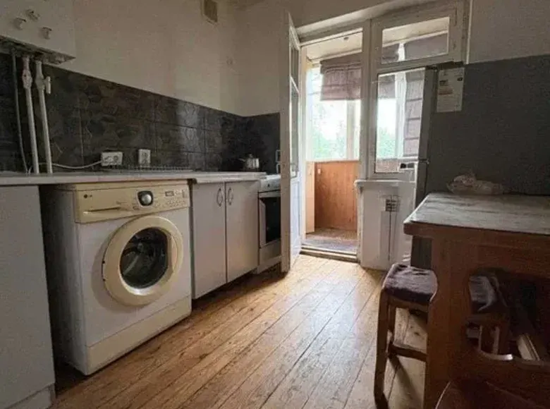 Sotiladi 1 xonali kvartira, 30 m², 5/5 qavat — Mirobod tumani