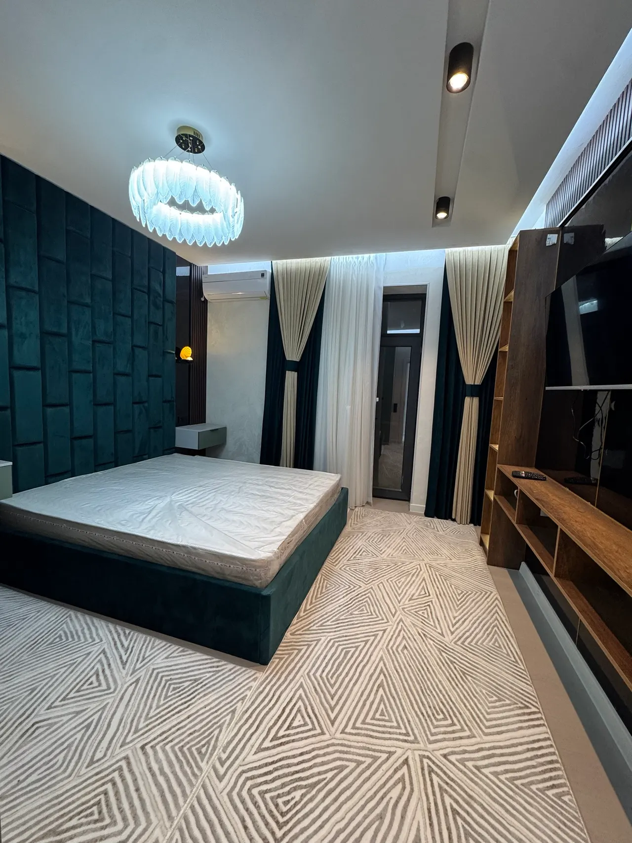 Сотилади 3 хонали квартира, 103 м², 5/10 қават — Наманган шаҳри