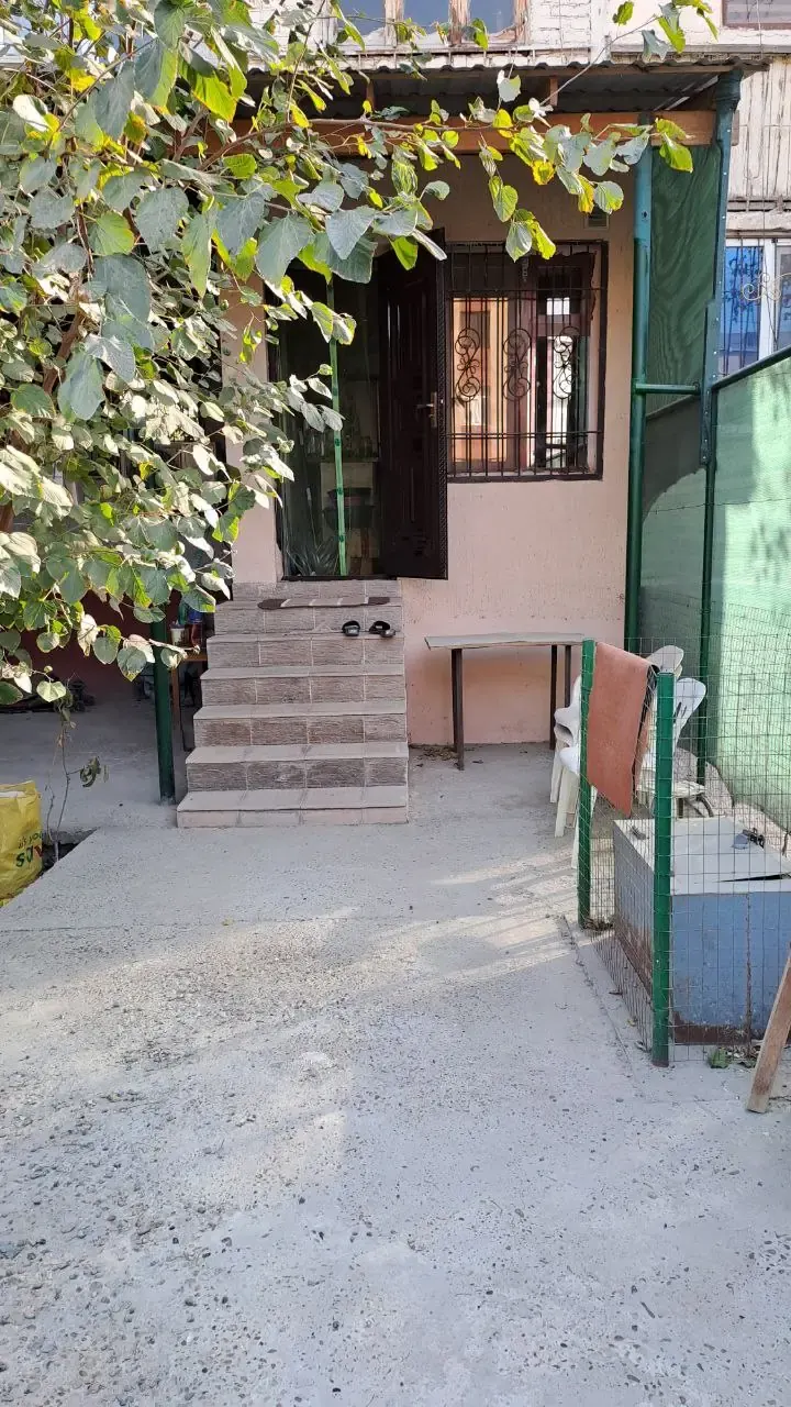 Продаётся 2-комнатная квартира, 54 м², 1/5 этаж — Бухара