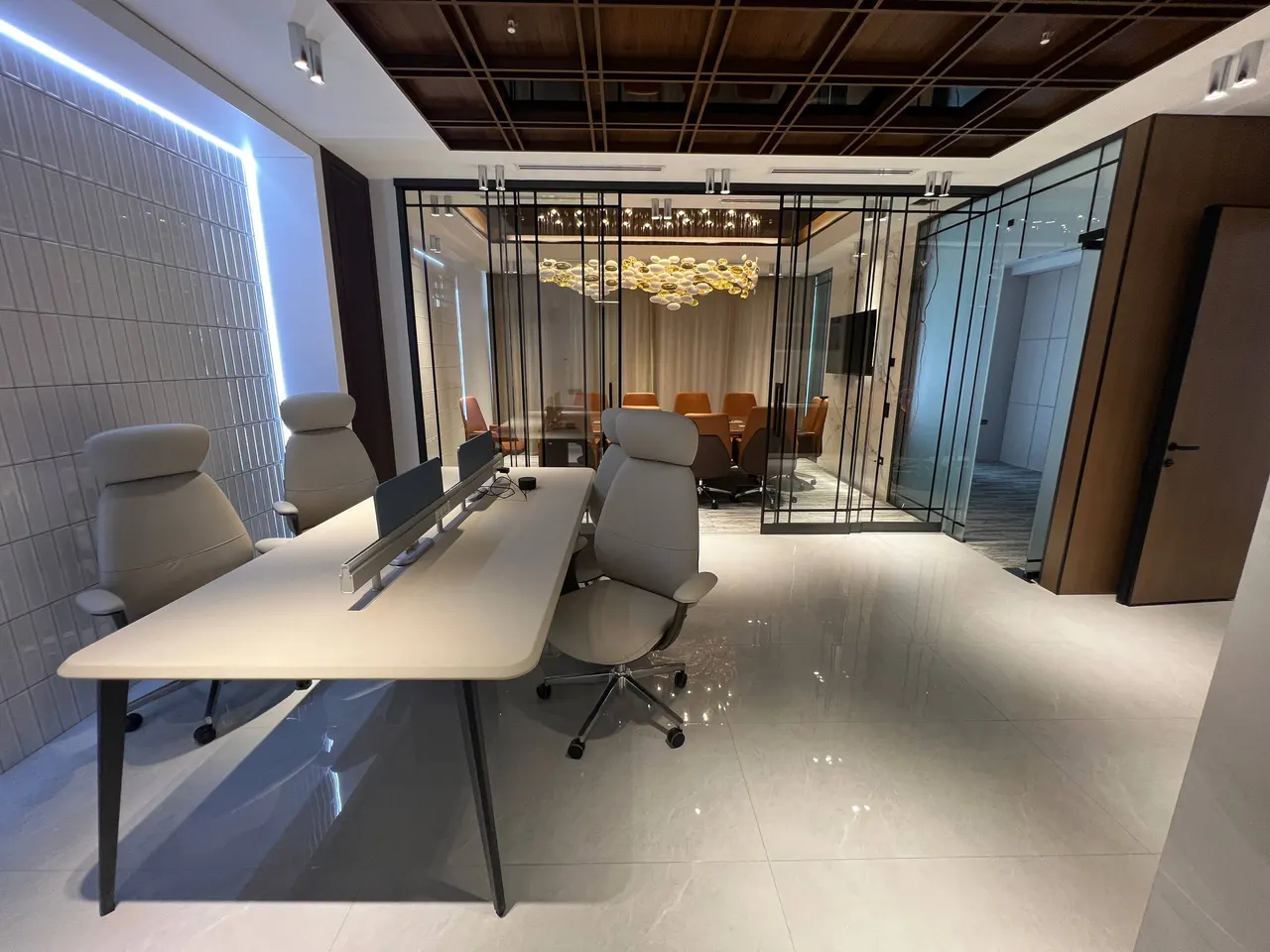 Sotiladi tijorat binosi, 77 m² — Yakkasaroy tumani