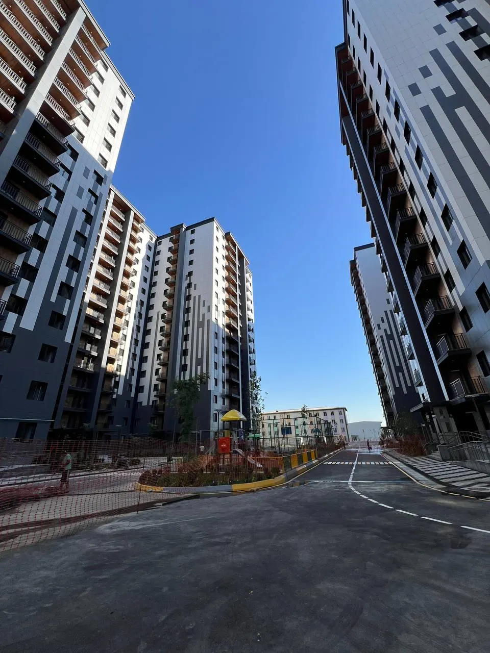 Sotiladi 1 xonali kvartira, 38 m², 1/12 qavat — Sergeli tumani