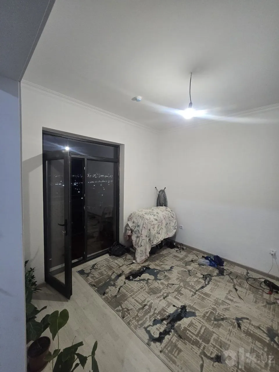 Сдаётся 3-комнатная квартира, 85 м², 13/16 этаж — Сергелийский район
