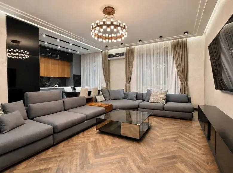 Ижарага берилади 4 хонали квартира, 130 м², 1/4 қават — Миробод тумани