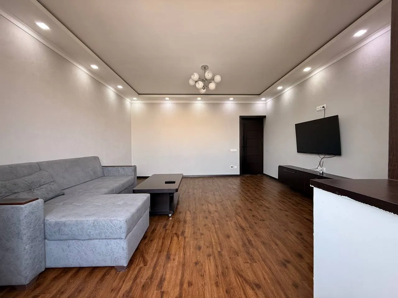 Продаётся 2-комнатная квартира, 65 м², 7/9 этаж — Мирабадский район