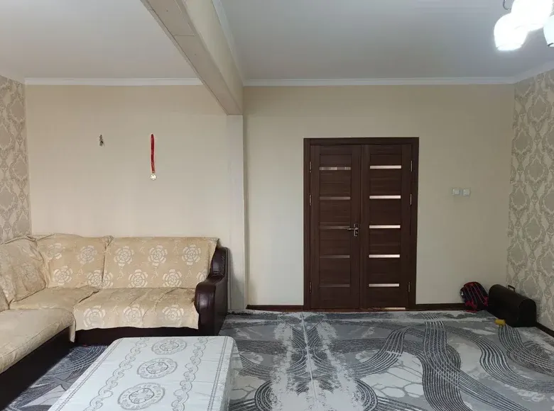 Sotiladi 4 xonali kvartira, 92 m², 4/5 qavat — Sergeli tumani