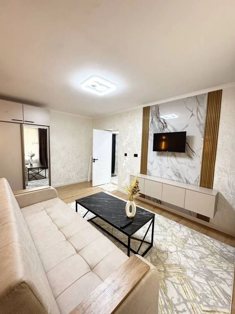 Продаётся 1-комнатная квартира, 28 м², 2/4 этаж — Чиланзарский район