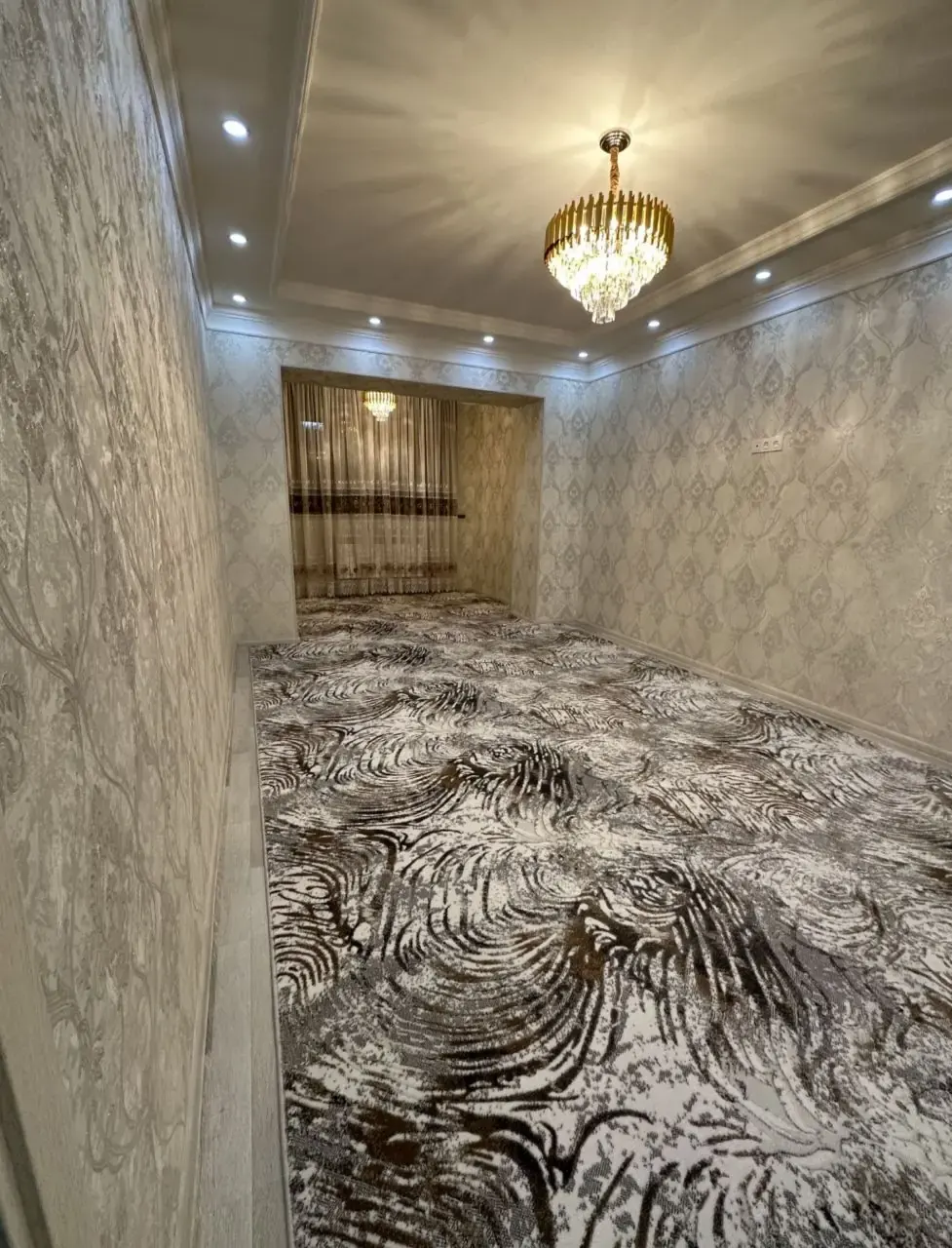 Сдаётся 3-комнатная квартира, 70 м², 1/4 этаж — Шайхантахурский район