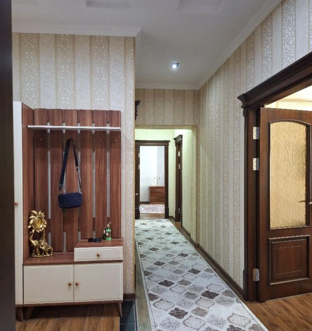 Ижарага берилади 3 хонали квартира, 107 м², 4/5 қават — Мирзо Улуғбек тумани