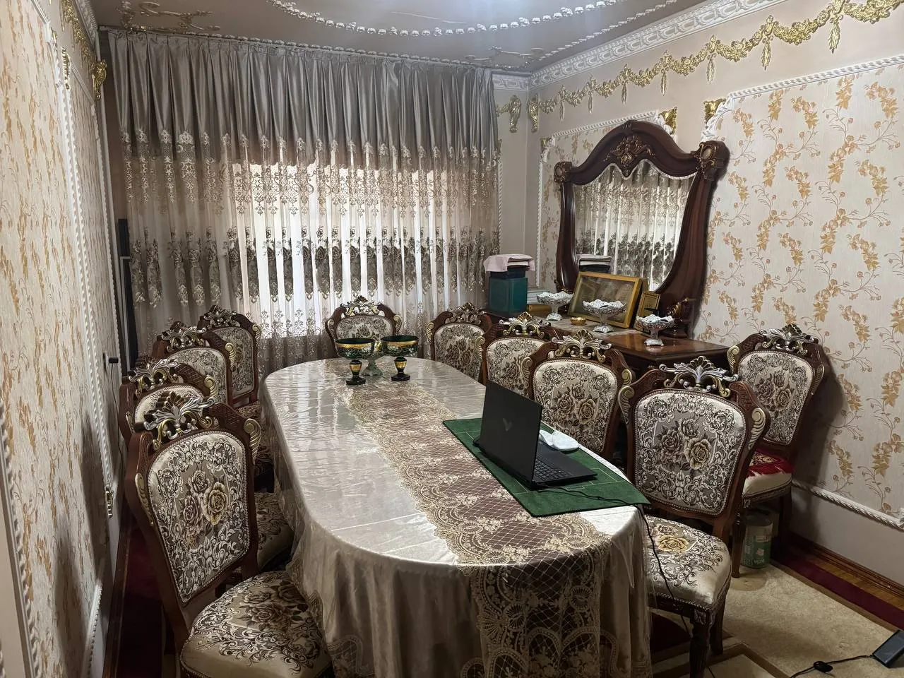 Сотилади 4 хонали квартира, 98 м², 1/5 қават — Юнусобод тумани