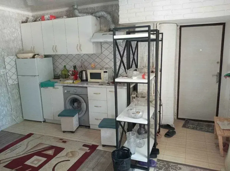 Сдаётся 2-комнатная квартира, 45 м², 1/9 этаж — Юнусабадский район