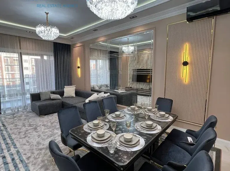 Продаётся 3-комнатная квартира, 91 м², 3/8 этаж — Шайхантахурский район