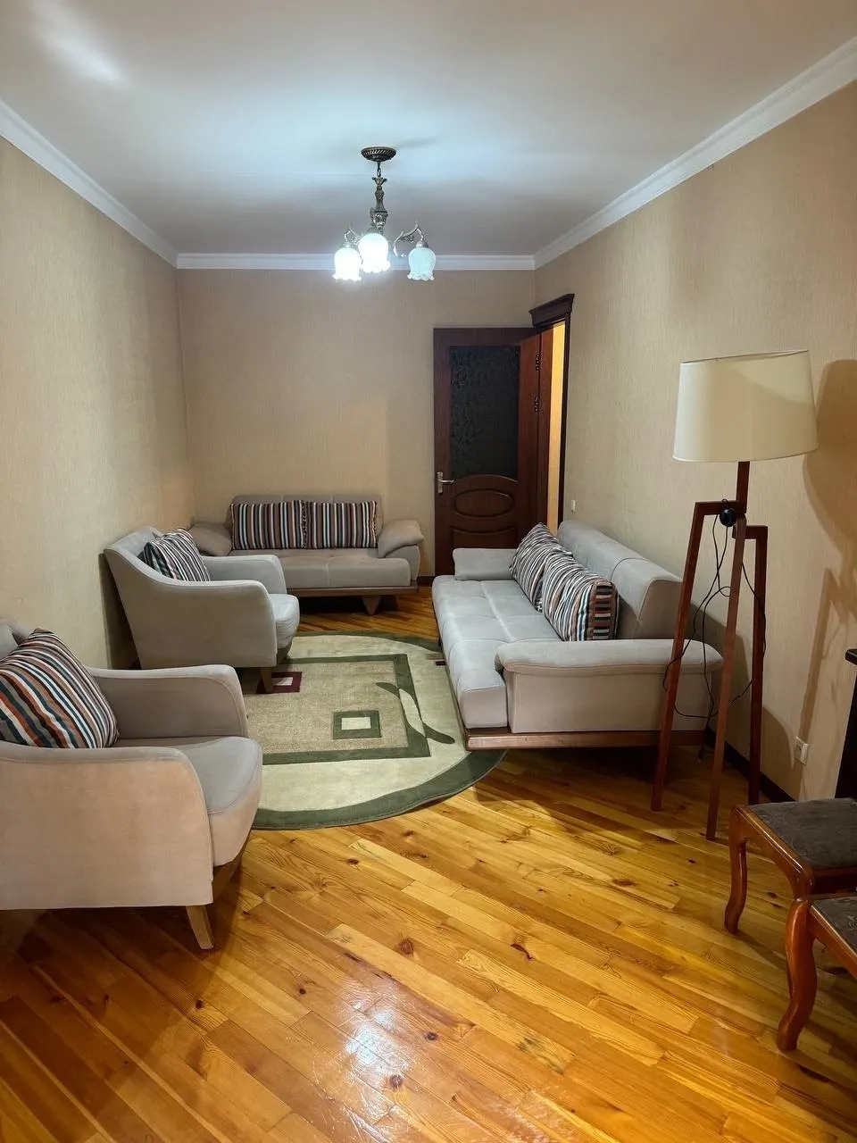 Сдаётся 3-комнатная квартира, 72 м², 3/5 этаж — Шайхантахурский район